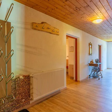 Апартаменты Alpenrose Und Edelweiss *